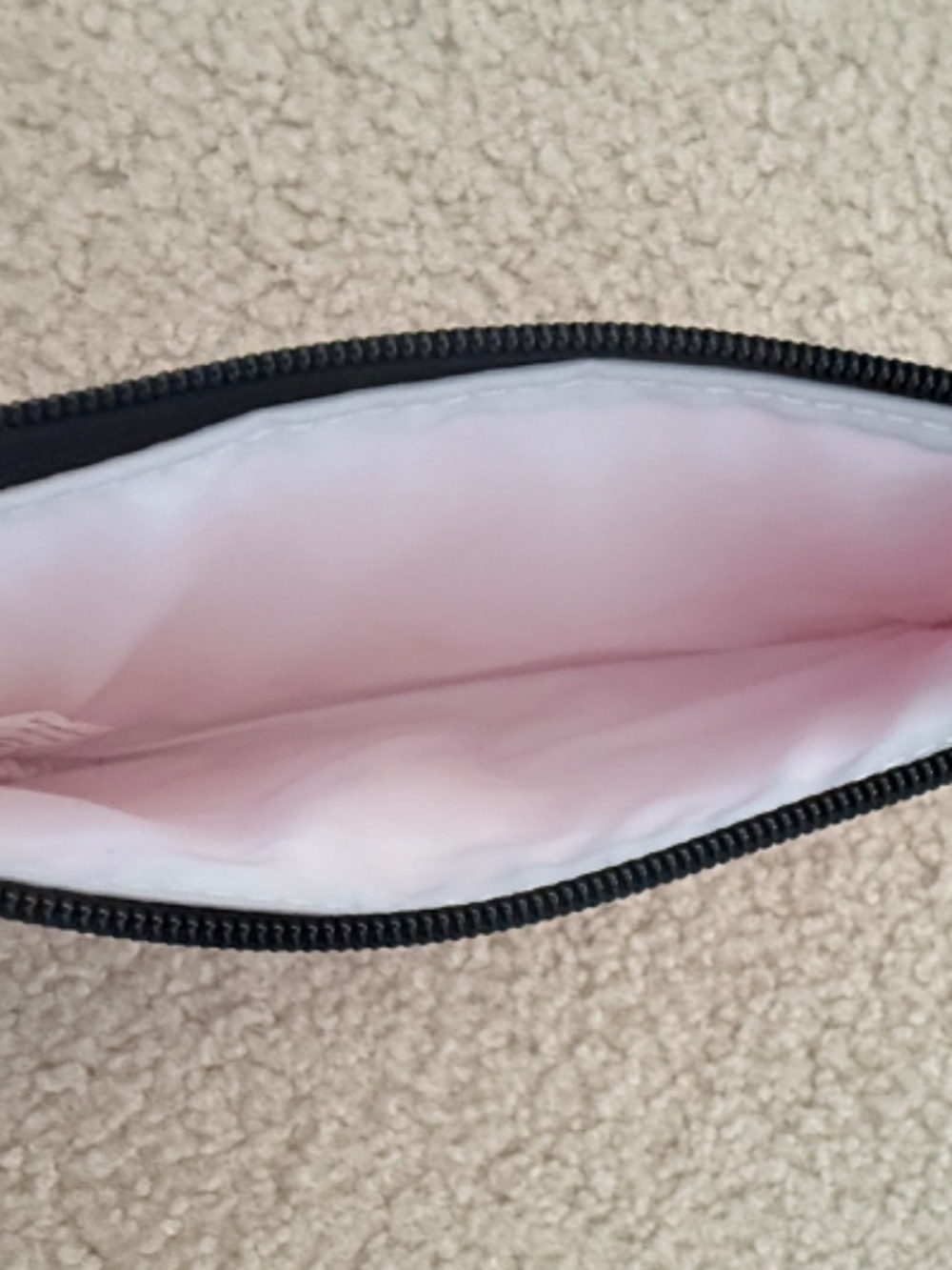 SCOUT Kate Wristlet - Picture 9 of 10